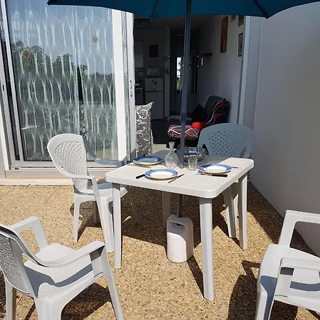 Cosy En Bord De Avec Acces Plage, Terrasse Et Parking Prive - Fr-1-529-82 Apartment Le Barcarès