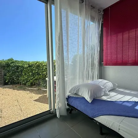 Apartment Cosy En Bord De Avec Acces Plage, Terrasse Et Parking Prive - Fr-1-529-82 Le Barcarès