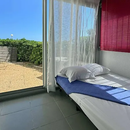 Cosy En Bord De Avec Acces Plage, Terrasse Et Parking Prive - Fr-1-529-82 Διαμέρισμα Le Barcarès
