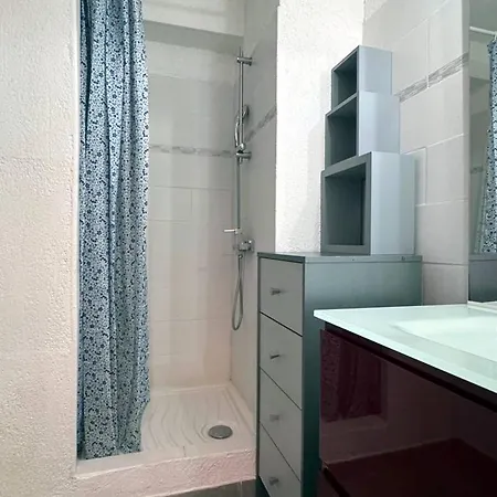 Cosy En Bord De Avec Acces Plage, Terrasse Et Parking Prive - Fr-1-529-82 Apartment